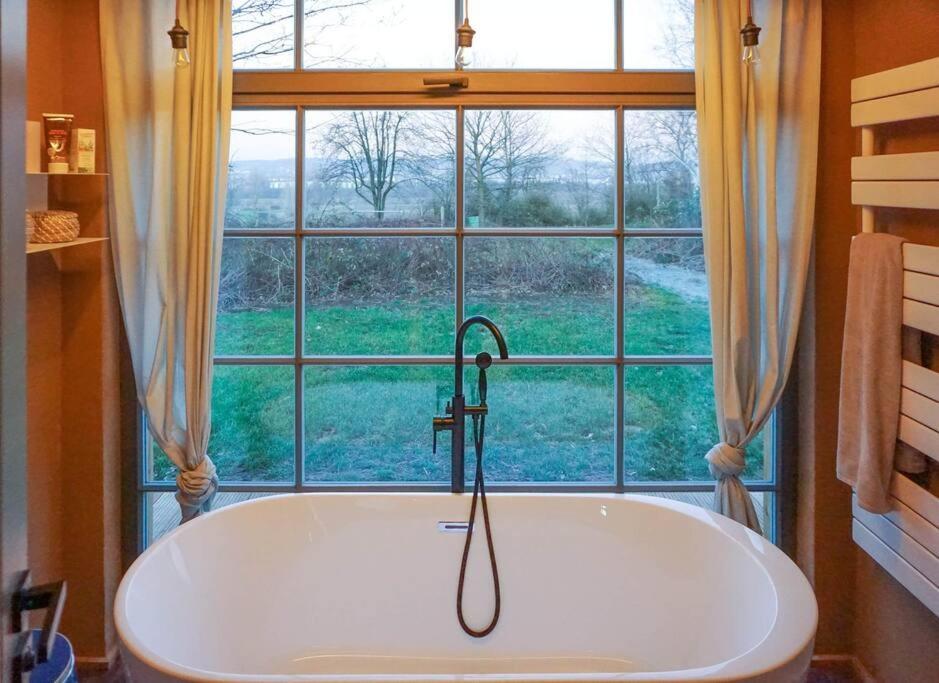 Tiny Haus Auf Idyllischem Grundstueck Im Rittergut Villa Klipphausen Luaran gambar
